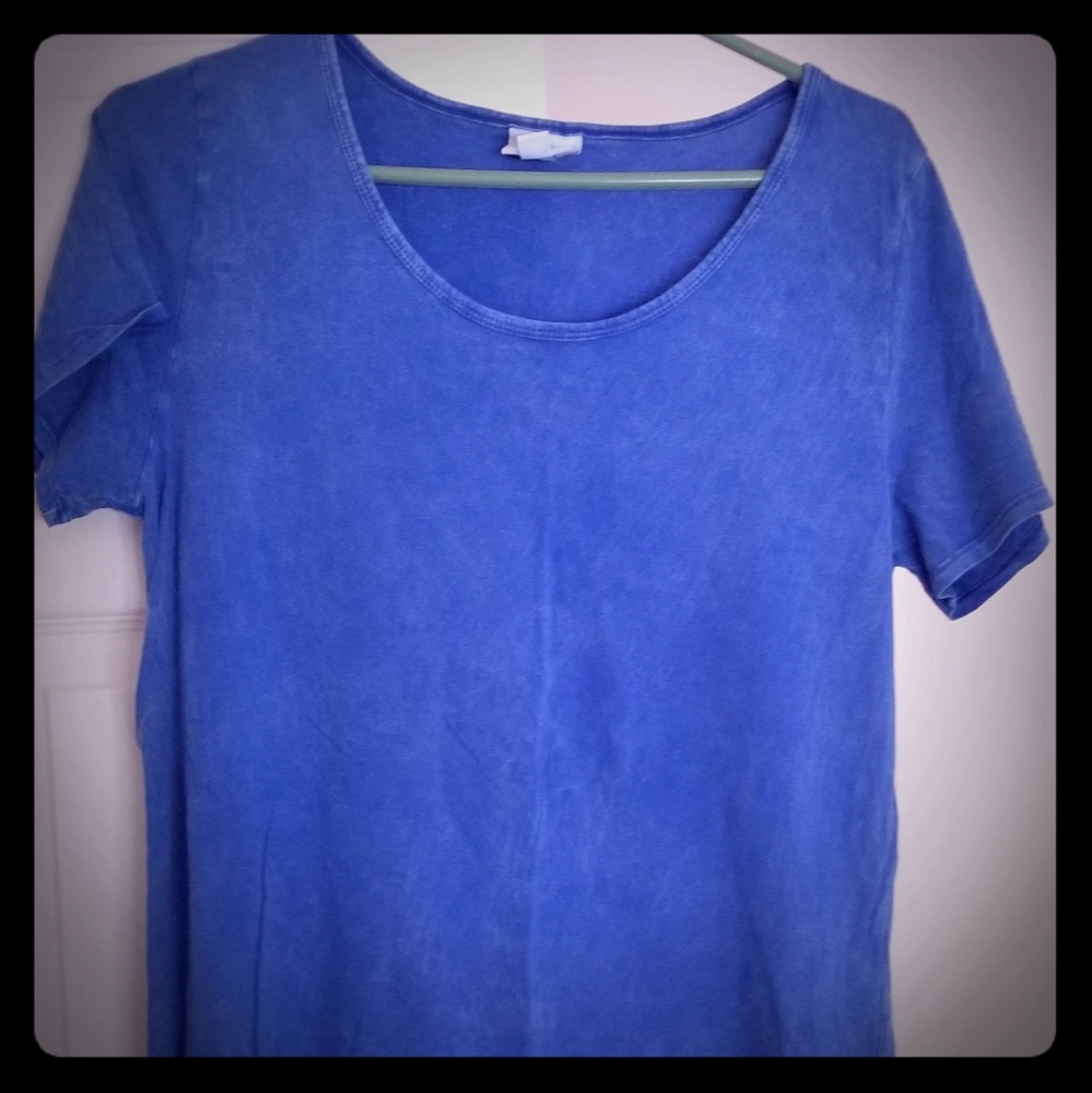 Lula Roe classic t